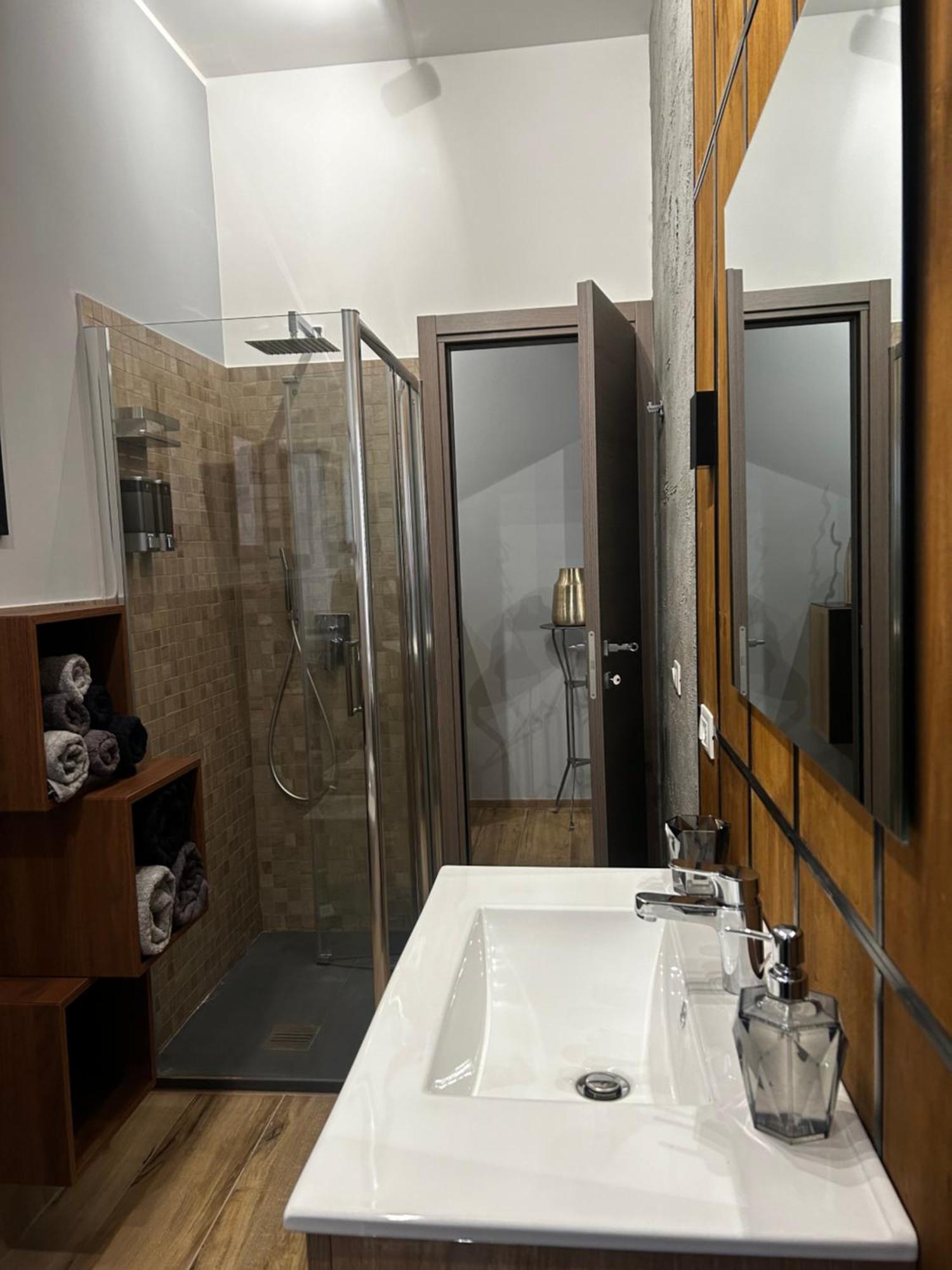 Spqr Luxury Appartments Roma Esterno foto