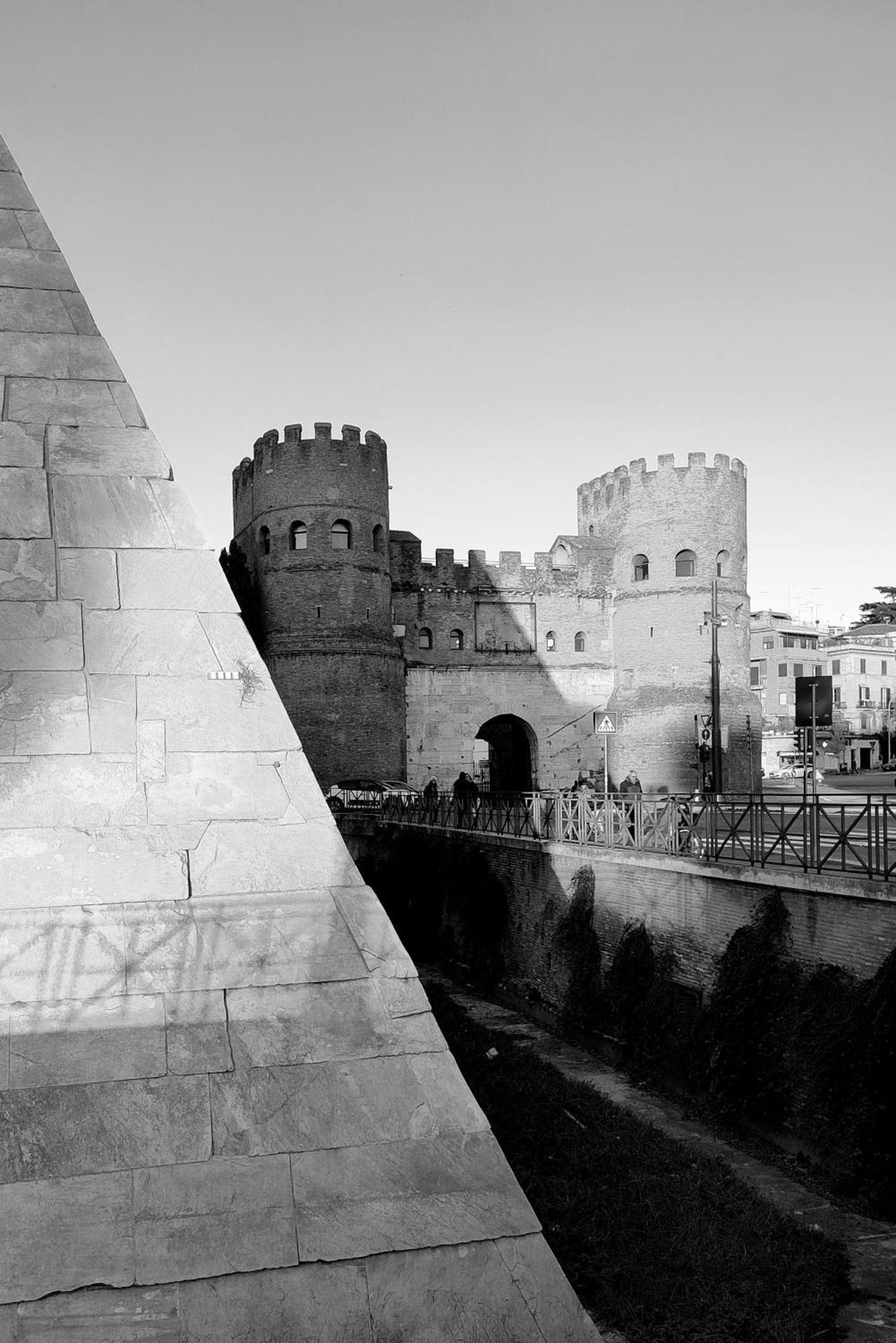 Spqr Luxury Appartments Roma Esterno foto